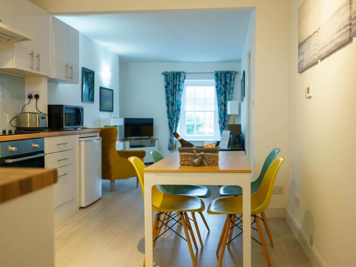 Pass The Keys Modern 2 Bed Flat Overlooking Aberaeron Harbour エクステリア 写真