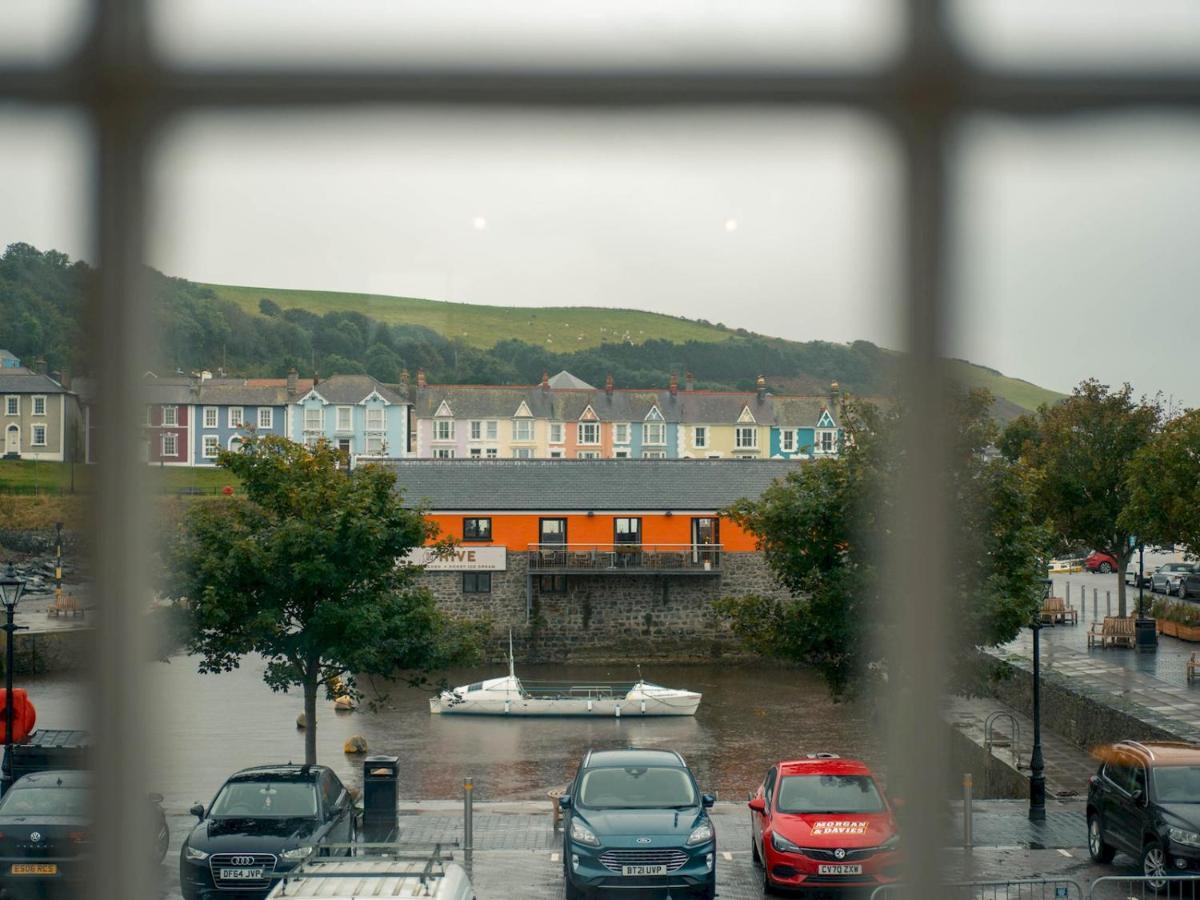 Pass The Keys Modern 2 Bed Flat Overlooking Aberaeron Harbour エクステリア 写真