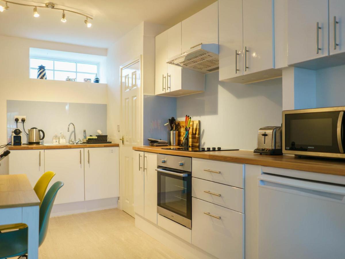 Pass The Keys Modern 2 Bed Flat Overlooking Aberaeron Harbour エクステリア 写真