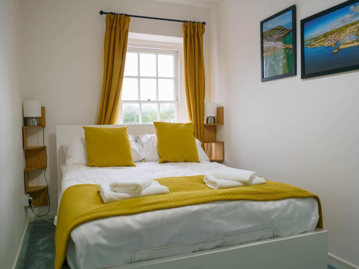 Pass The Keys Modern 2 Bed Flat Overlooking Aberaeron Harbour エクステリア 写真