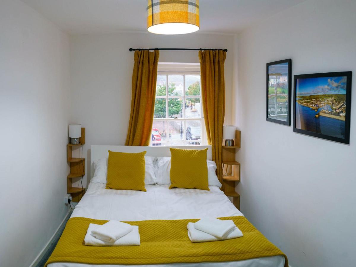 Pass The Keys Modern 2 Bed Flat Overlooking Aberaeron Harbour エクステリア 写真